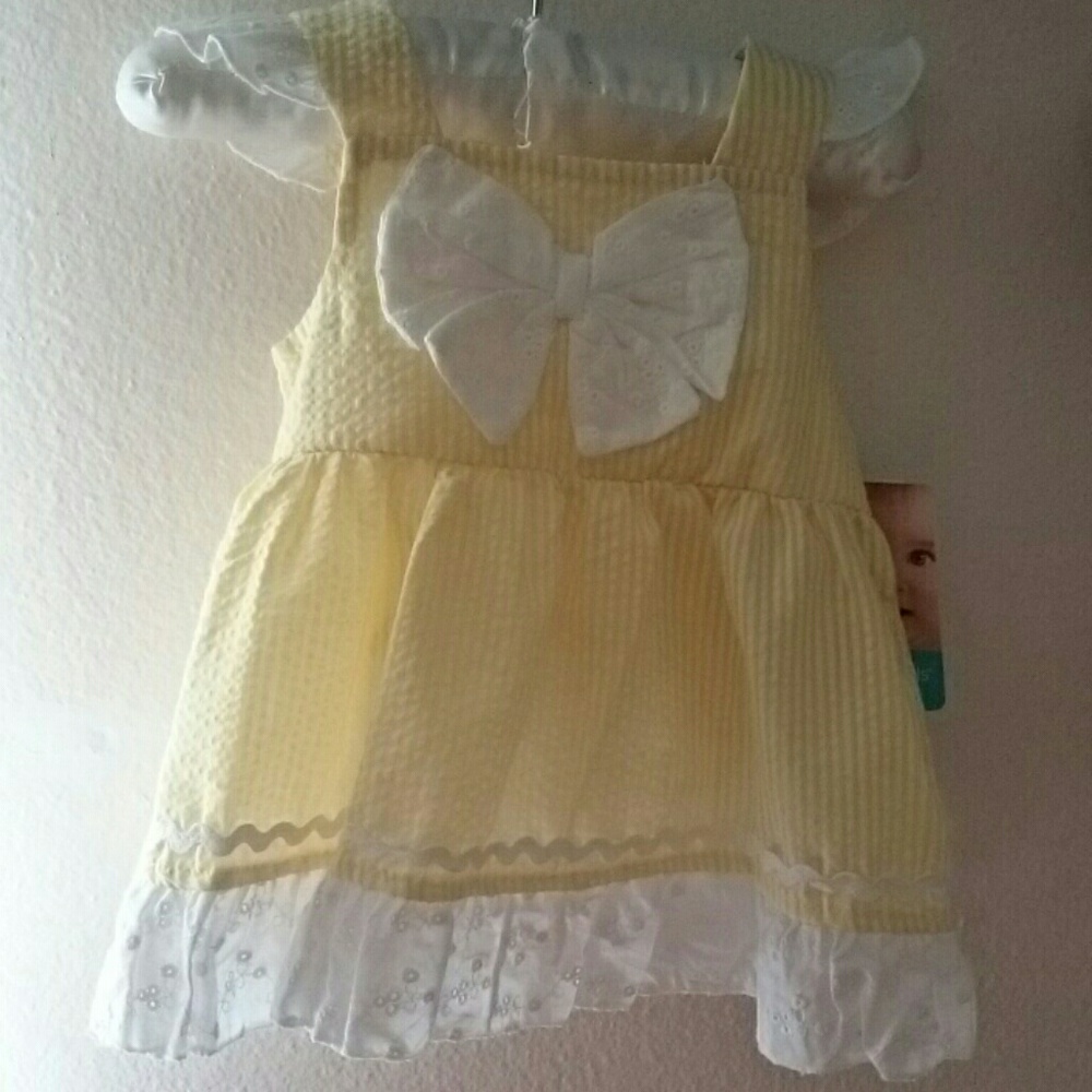 Baby essentials outfit